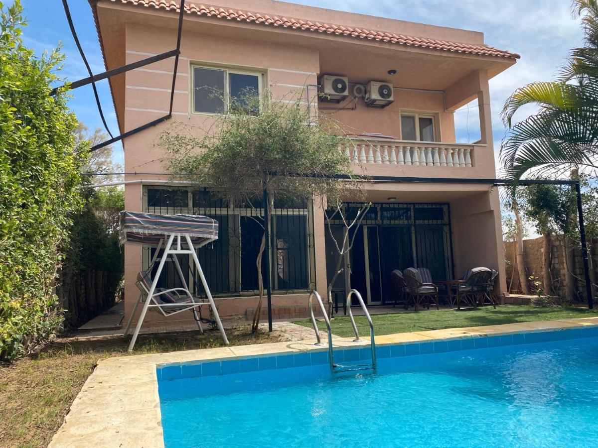 Elegant Villa With Private Pool 알렉산드리아 외부 사진